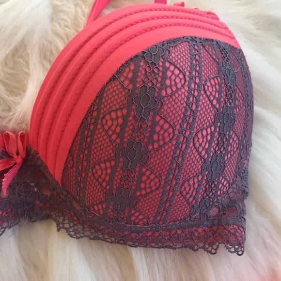 SOLD - Picture 2 of 4